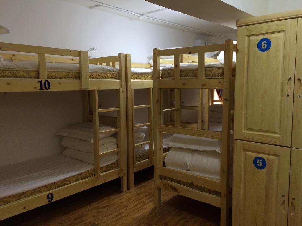 Beijing Sunrise Youth Hostel Beihai Branch Экстерьер фото