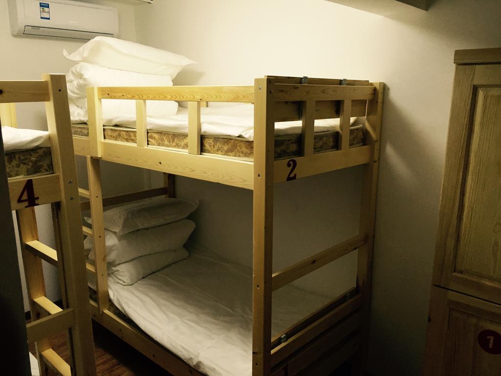 Beijing Sunrise Youth Hostel Beihai Branch Экстерьер фото
